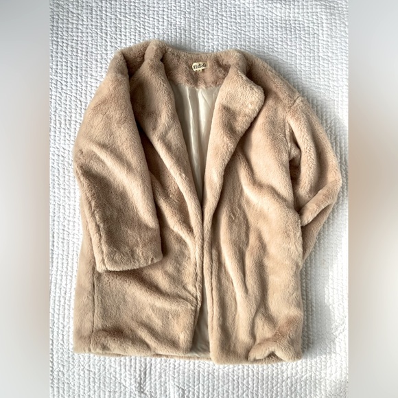 NWOT Faux fur light beige cardigan/jacket - Picture 3 of 7